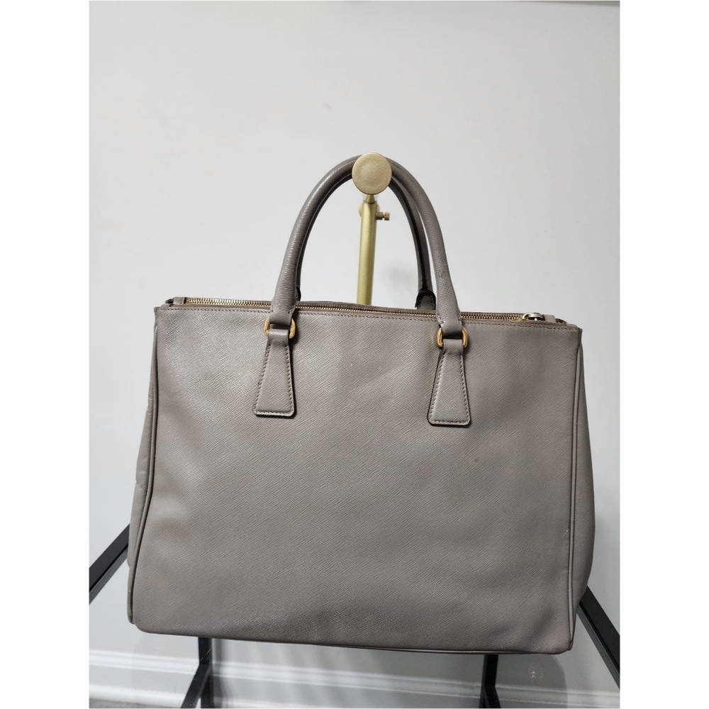 PRADA 2 Tone Saffiano Lux Large Double Zip Tote Bag Beige - Picture 3 of 16